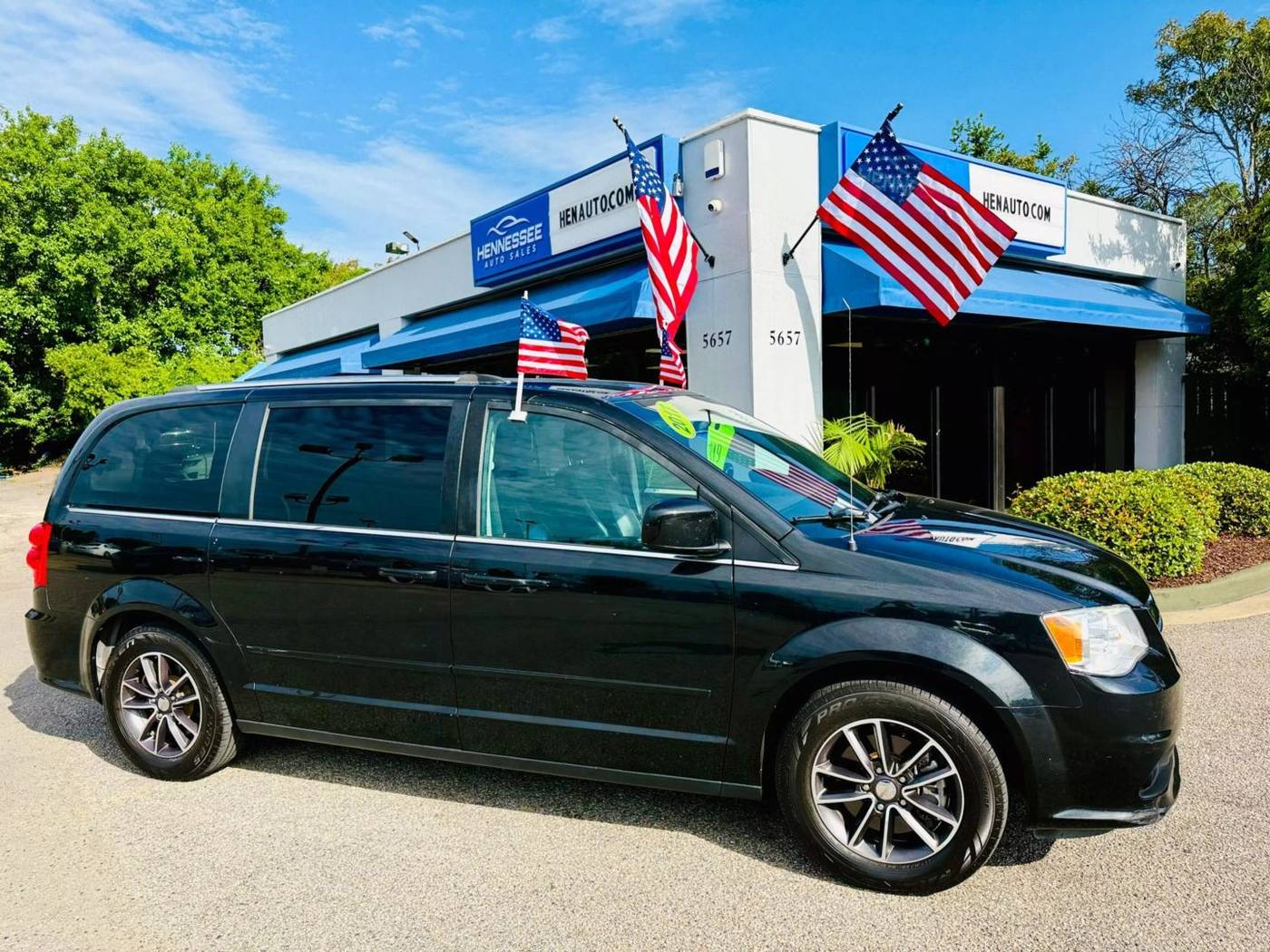 2017 Dodge Grand Caravan SXT — Minivan — 146,374 mi — Virginia Beach, VA