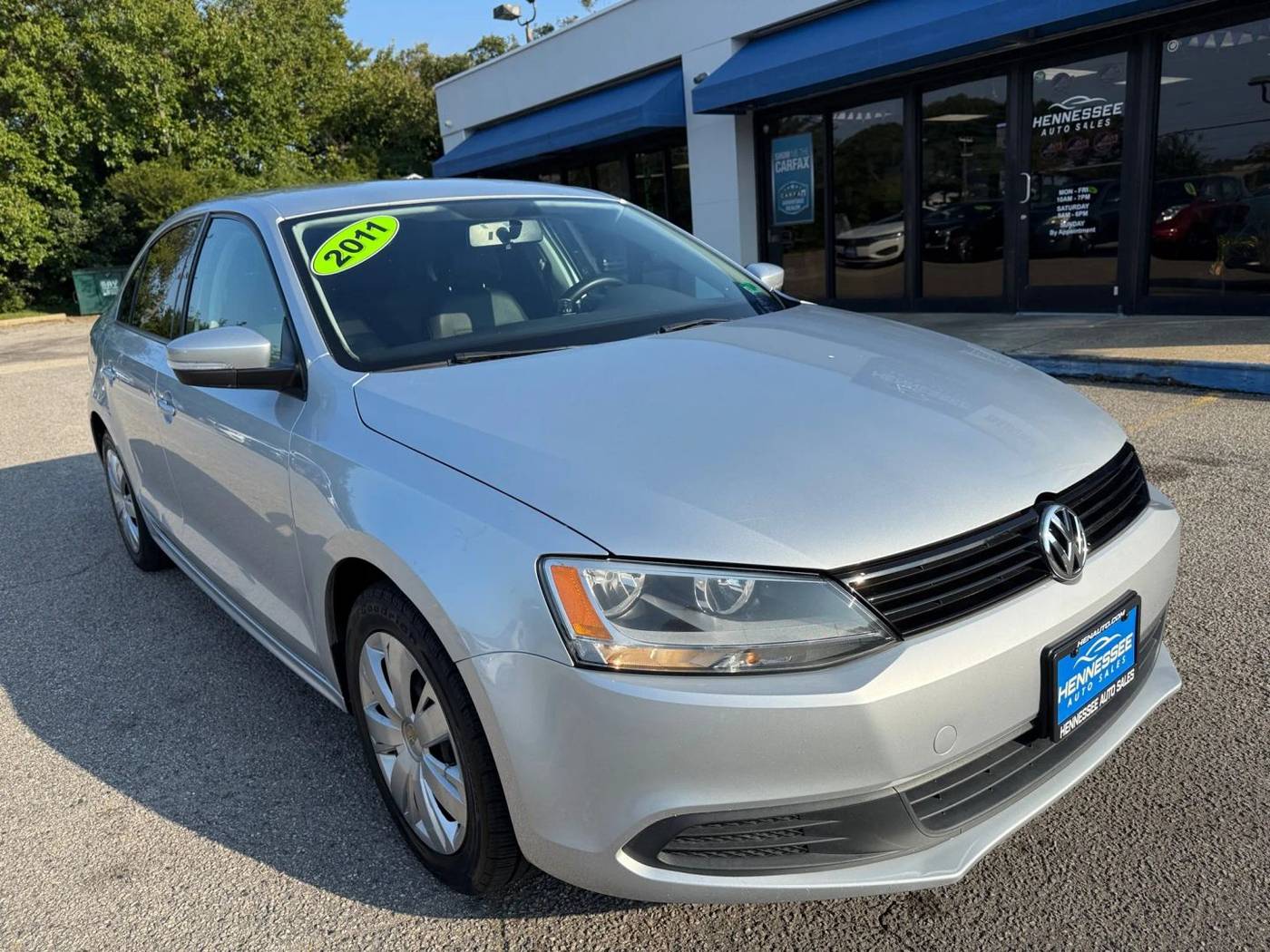2011 Volkswagen Jetta SE — Sedan — 133,044 mi — Virginia Beach, VA