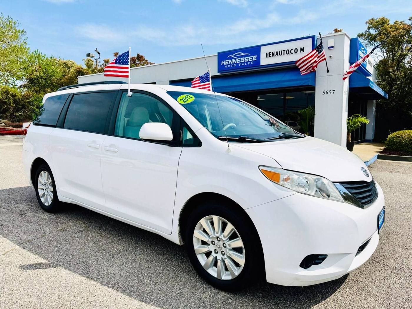 2012 Toyota Sienna LE — Minivan — 137,795 mi — Virginia Beach, VA