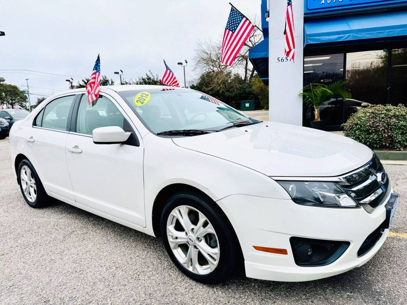 2012 Ford Fusion SE — Sedan — 90,933 mi — Virginia Beach, VA