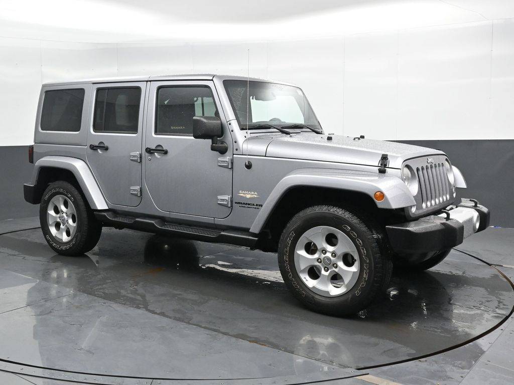 2014 Jeep Wrangler Sahara — SUV — 93,976 mi — Sycamore, IL