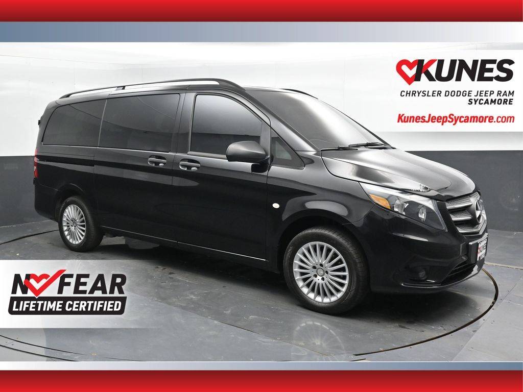 2018 Mercedes-Benz Metris Passenger Van Standard — Passenger Van — 72,709 mi — Sycamore, IL