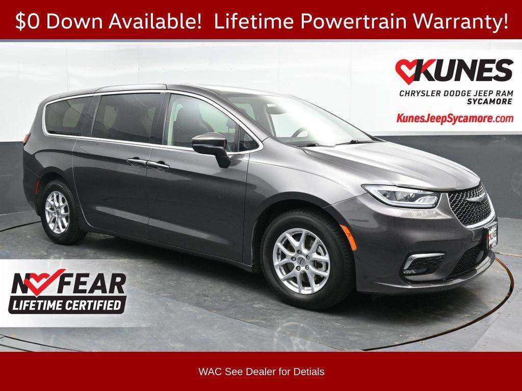 2023 Chrysler Pacifica Touring L — Minivan — 75,919 mi — Sycamore, IL