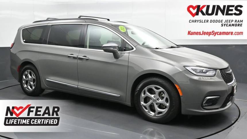 2022 Chrysler Pacifica Limited — Minivan — 66,154 mi — Sycamore, IL