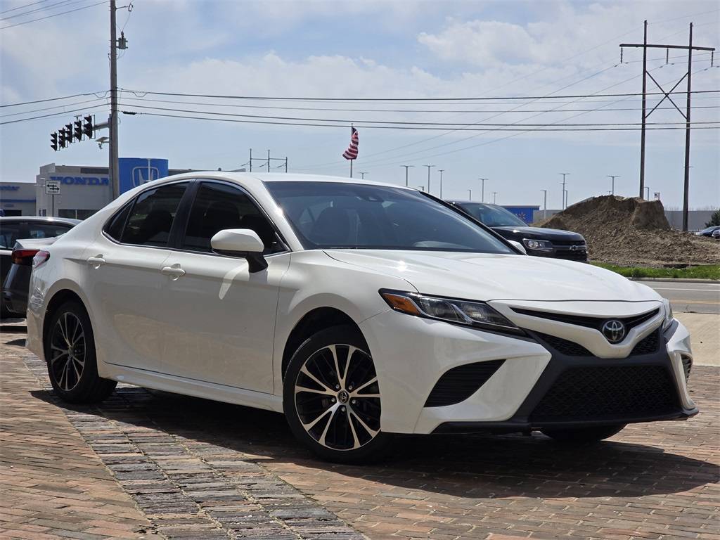 2018 Toyota Camry L — Sedan — 89,987 mi — Lancaster, OH