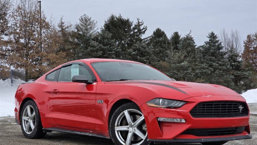 2020 Ford Mustang EcoBoost Premium — Coupe — 39,325 mi — Lancaster, OH