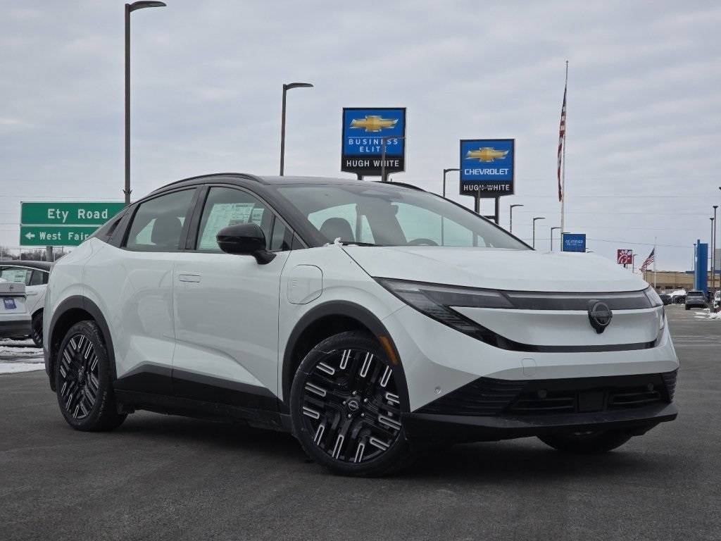 2026 Nissan LEAF Platinum+