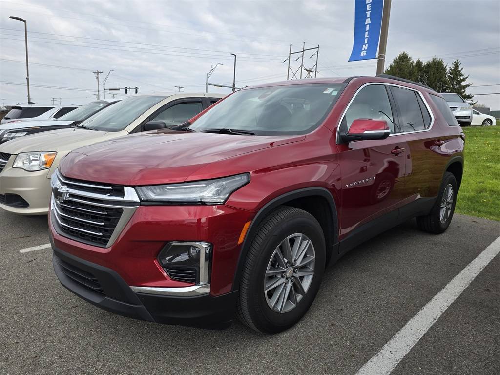 2023 Chevrolet Traverse LT Cloth — SUV — 8,933 mi — Lancaster, OH