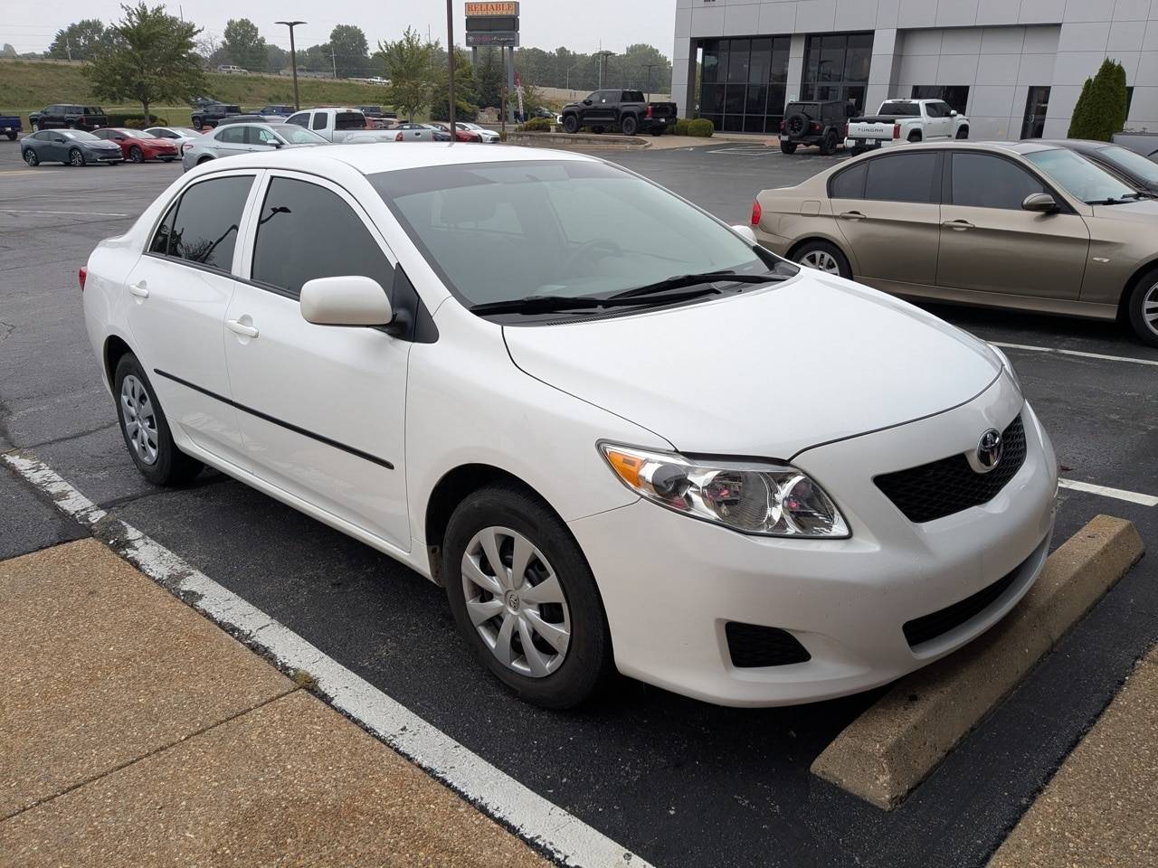 2010 Toyota Corolla LE — Sedan — 82,598 mi — Springfield, MO