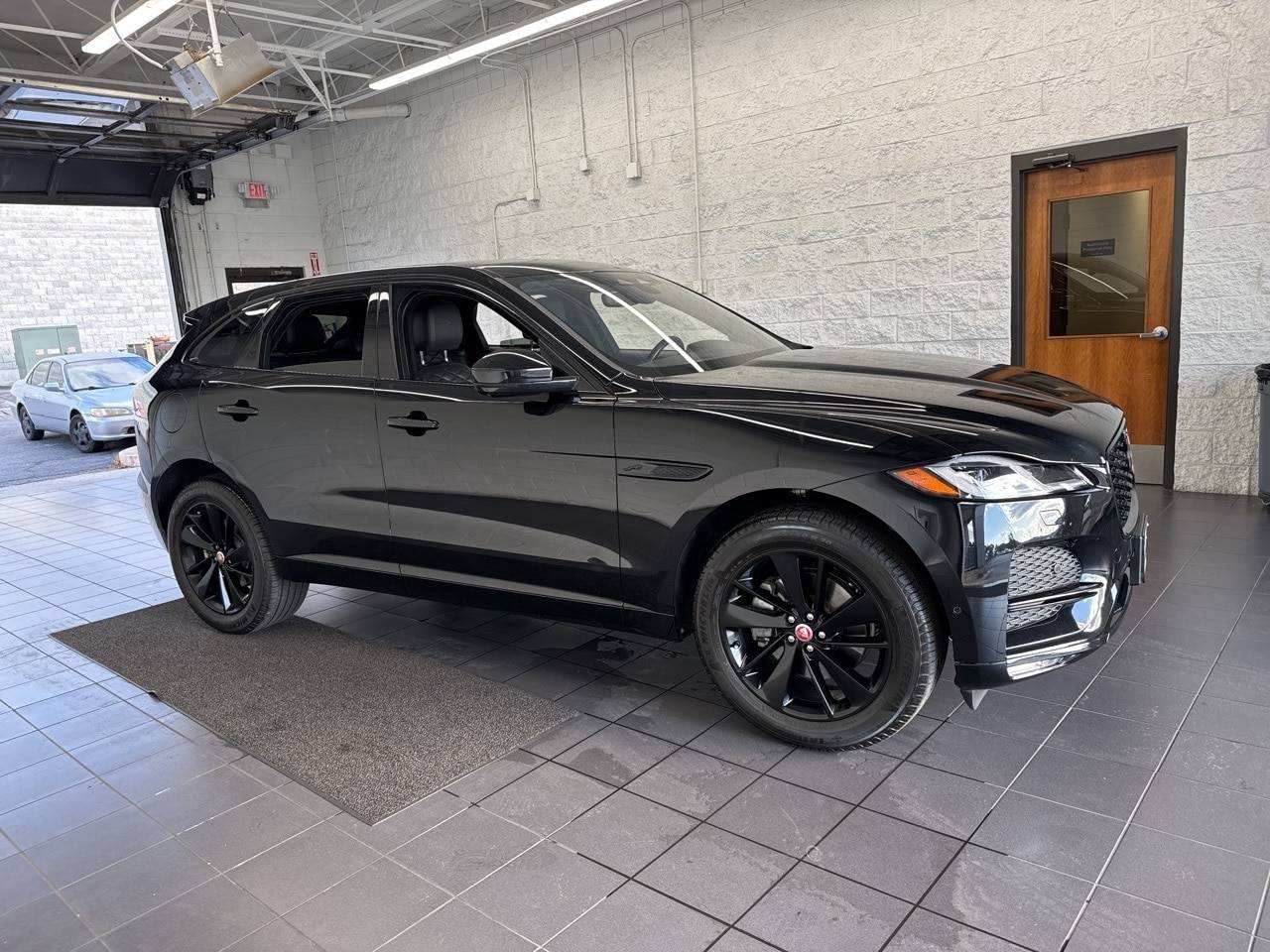2021 Jaguar F-PACE S — SUV — 27,650 mi — Springfield, MO