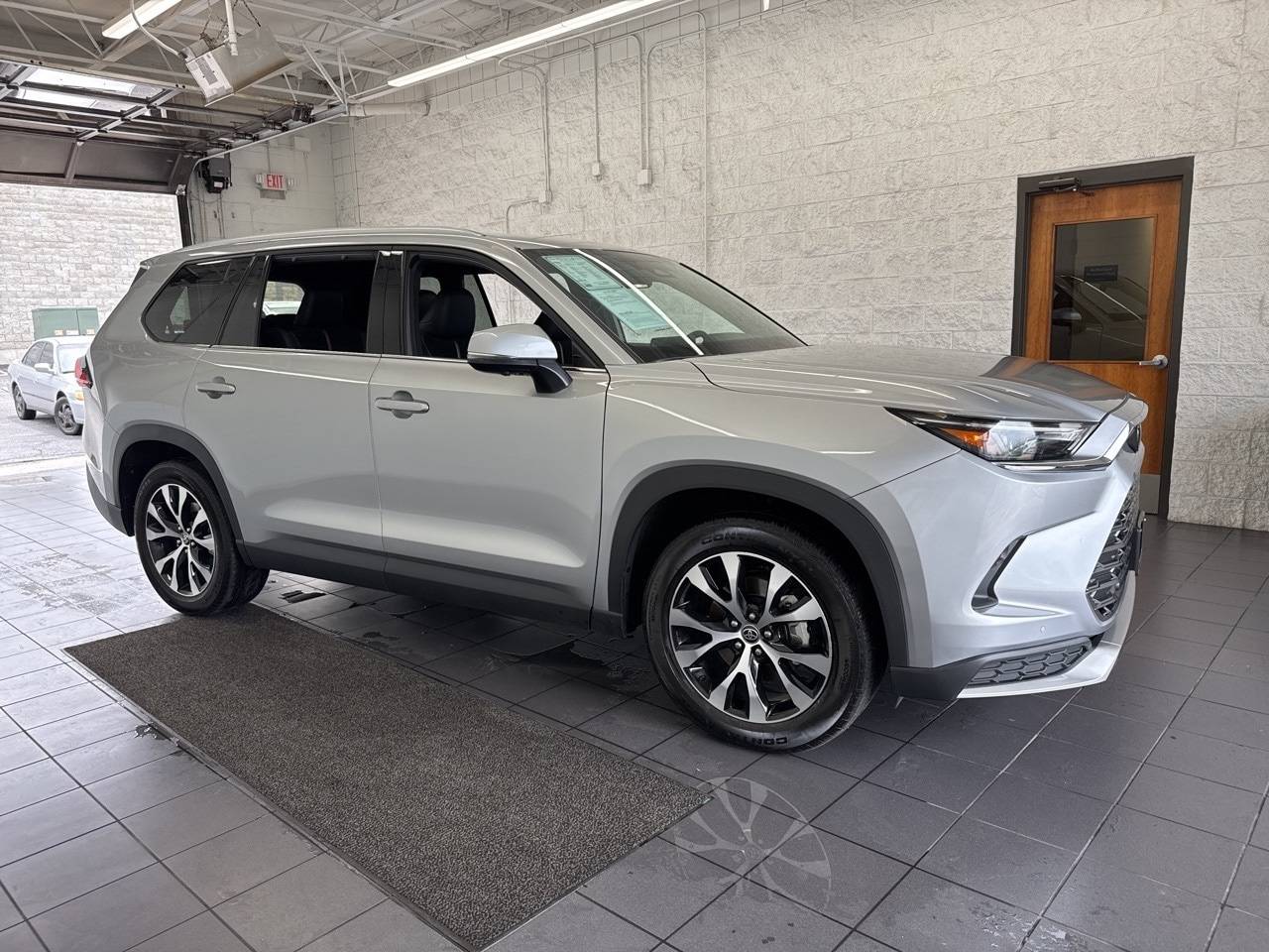 2024 Toyota Grand Highlander Hybrid MAX Limited — SUV — 16,598 mi — Springfield, MO