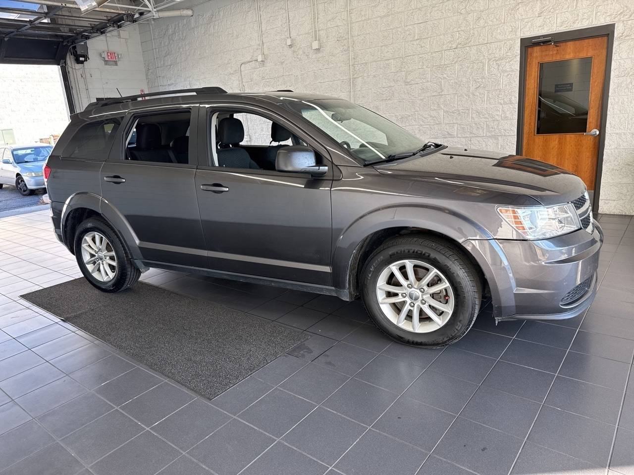 2017 Dodge Journey SE — SUV — 101,536 mi — Springfield, MO
