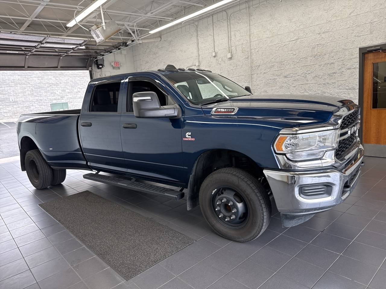 2024 Ram 3500 Tradesman — Pickup Truck — 17,269 mi — Springfield, MO
