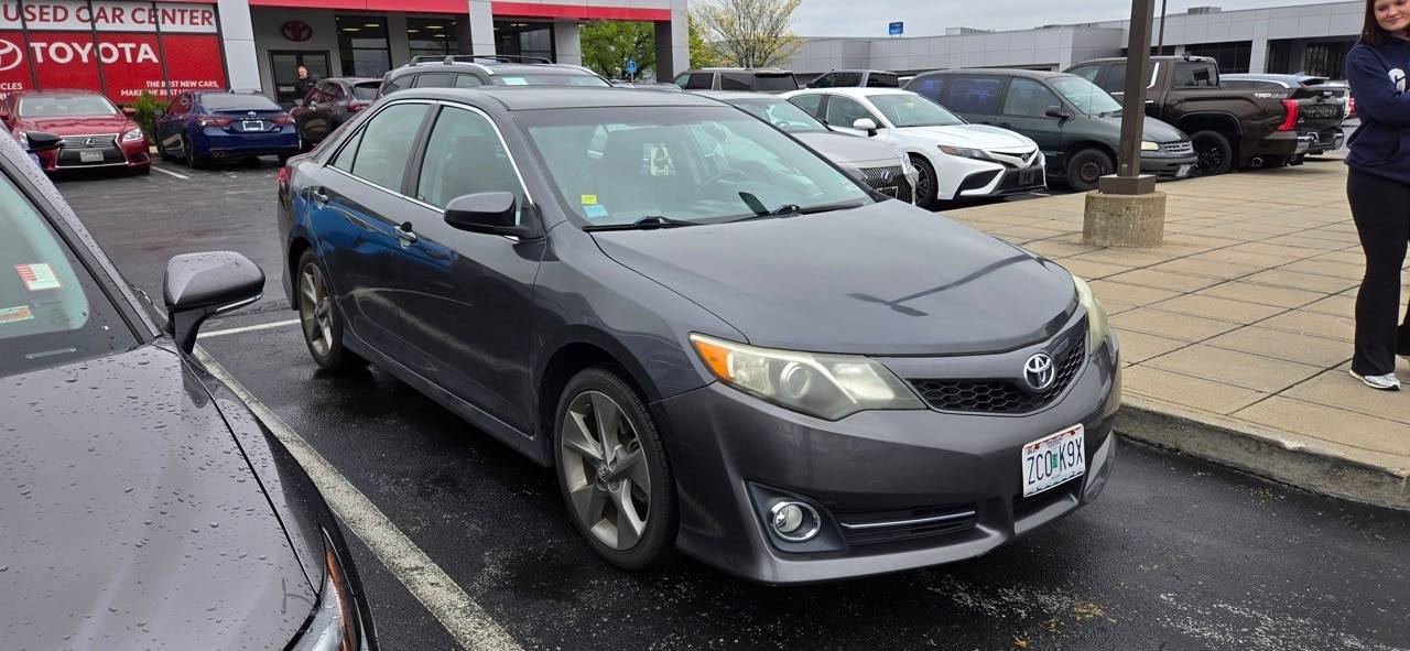 2012 Toyota Camry SE V6 — Sedan — 163,247 mi — Springfield, MO