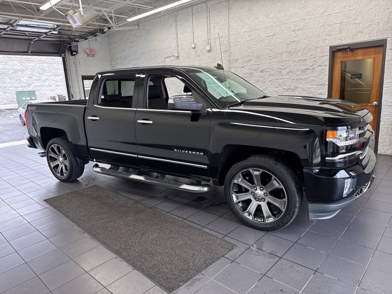 2017 Chevrolet Silverado 1500 LTZ — Pickup Truck — 120,796 mi — Springfield, MO