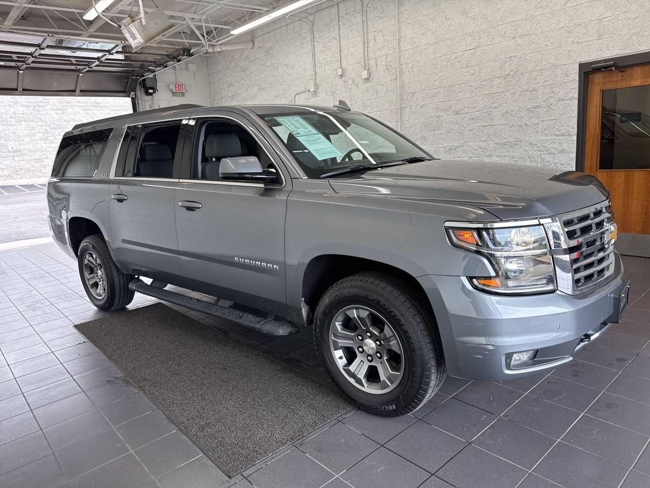 2020 Chevrolet Suburban LT — SUV — 67,209 mi — Springfield, MO