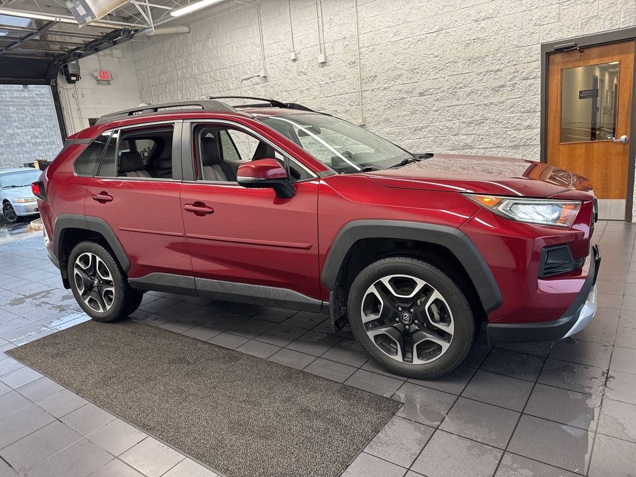 2019 Toyota RAV4 Adventure — SUV — 76,915 mi — Springfield, MO