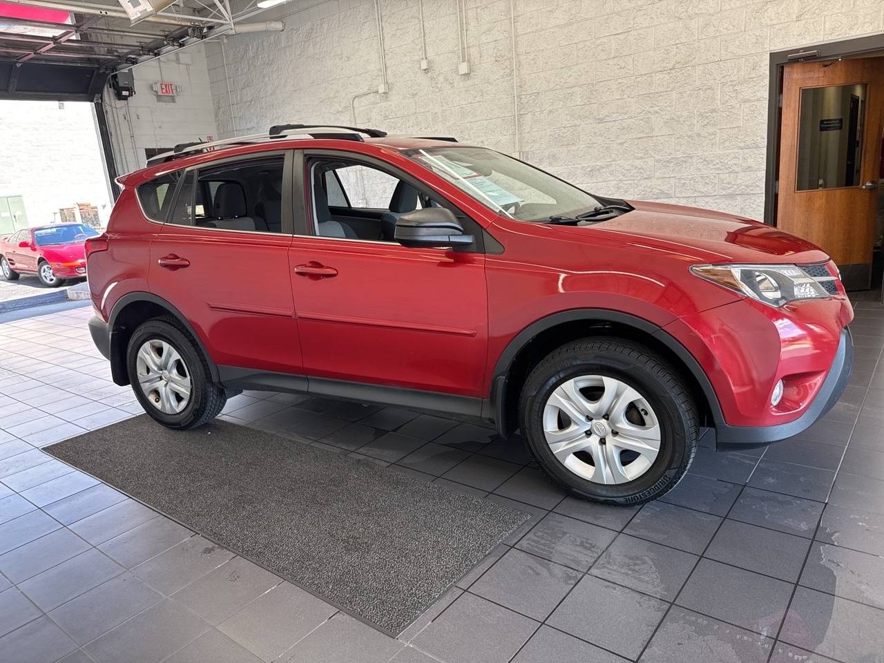 2015 Toyota RAV4 LE — SUV — 118,180 mi — Springfield, MO