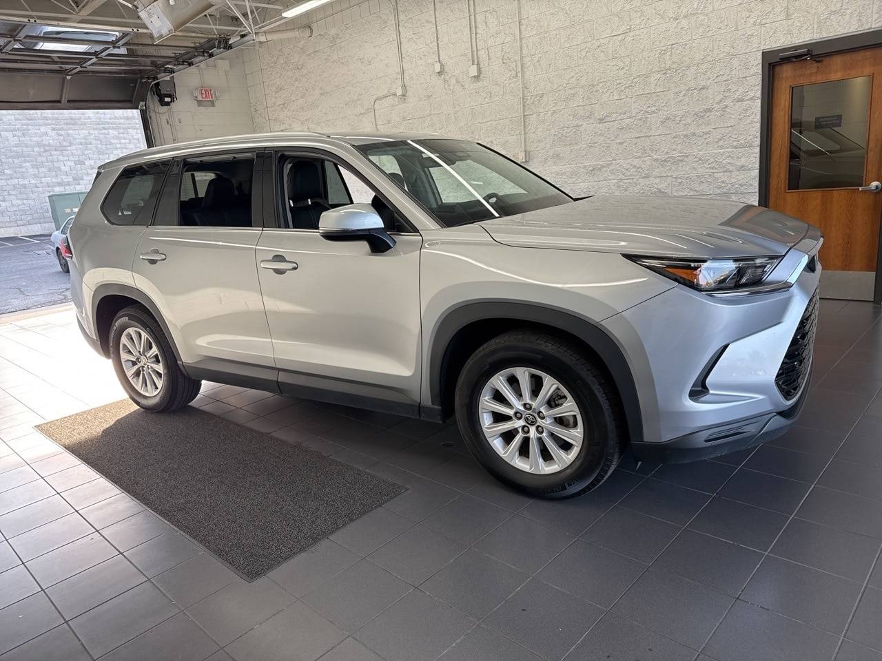 2024 Toyota Grand Highlander XLE — SUV — 43,650 mi — Springfield, MO