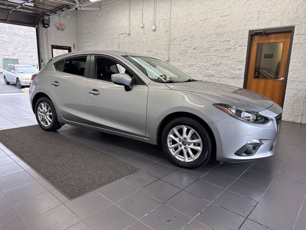 2016 Mazda Mazda3 i Grand Touring — Hatchback — 27,483 mi — Springfield, MO