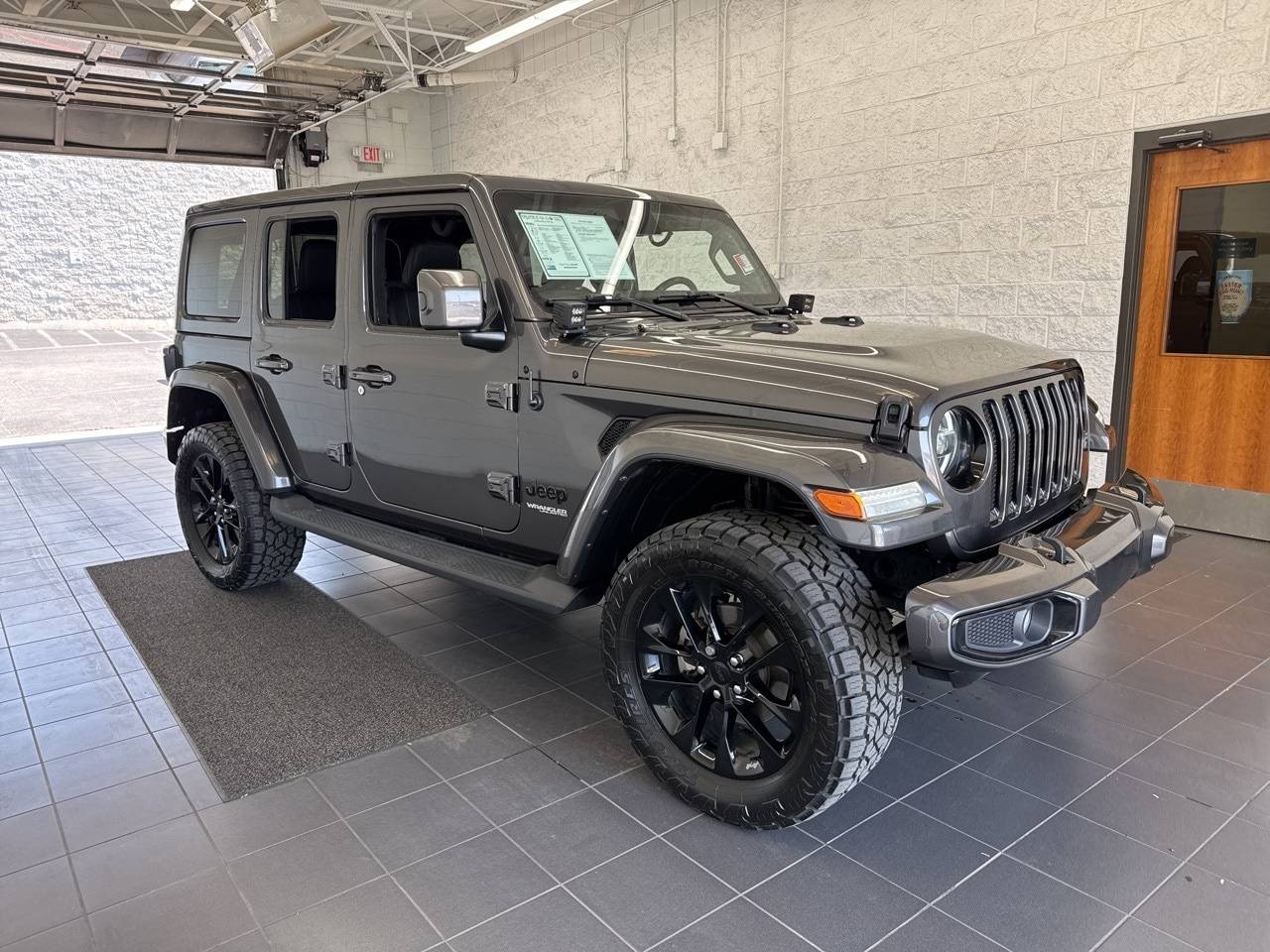 2021 Jeep Wrangler Sahara High Altitude — SUV — 95,366 mi — Springfield, MO