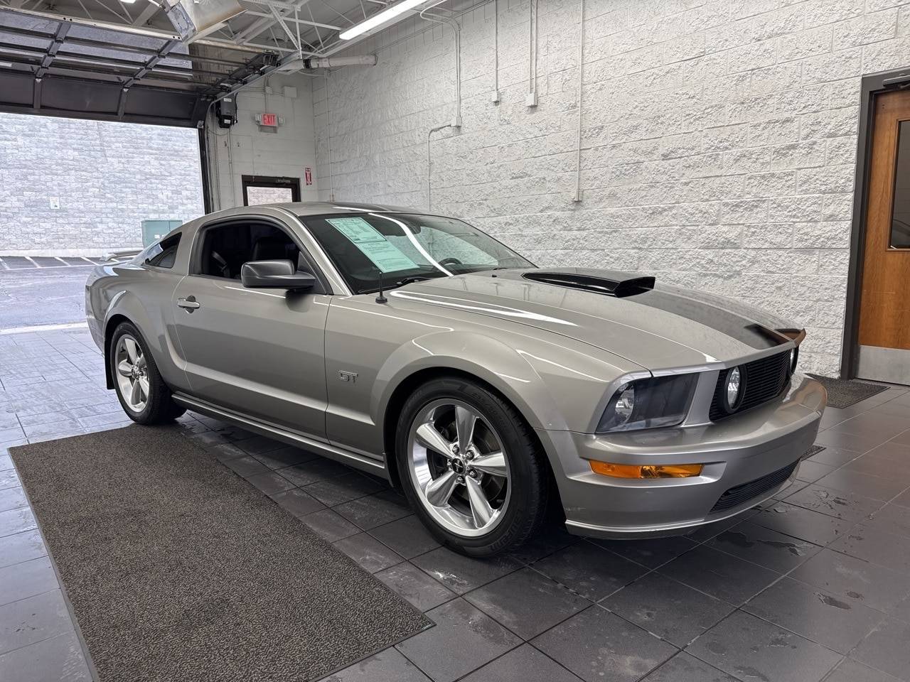 2008 Ford Mustang GT Deluxe — Coupe — 65,260 mi — Springfield, MO