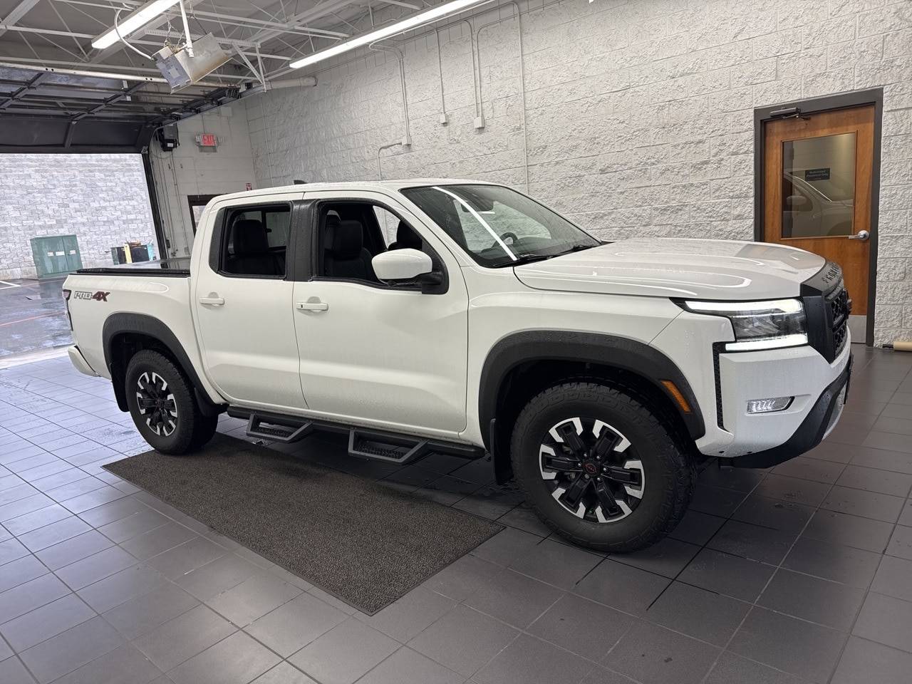 2023 Nissan Frontier PRO-4X — Pickup Truck — 58,778 mi — Springfield, MO