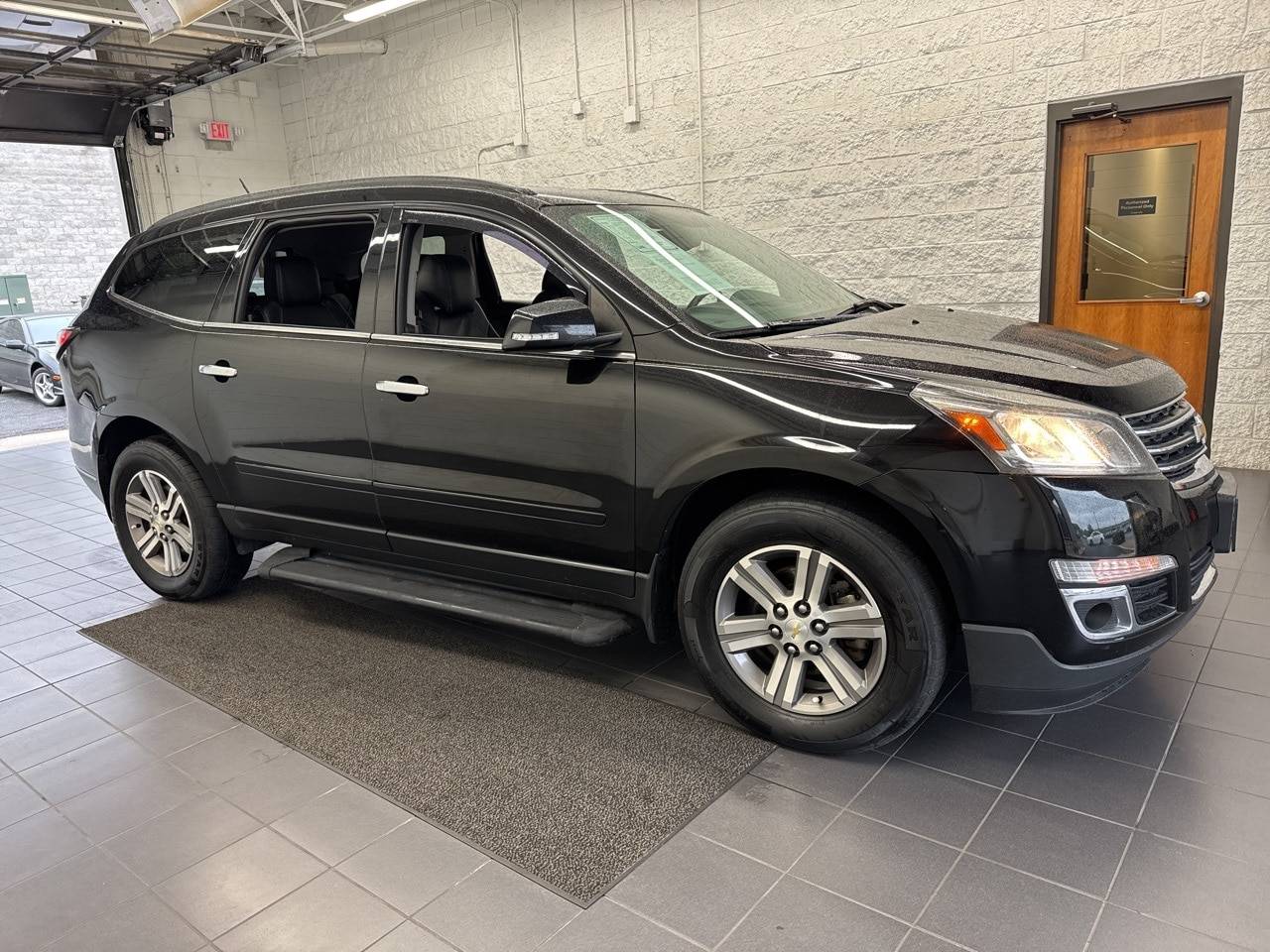 2016 Chevrolet Traverse LT — SUV — 141,707 mi — Springfield, MO