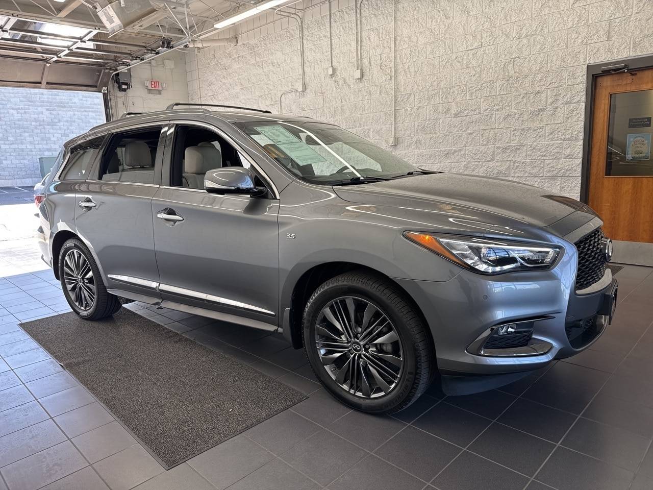 2019 INFINITI QX60 LUXE — SUV — 98,000 mi — Springfield, MO