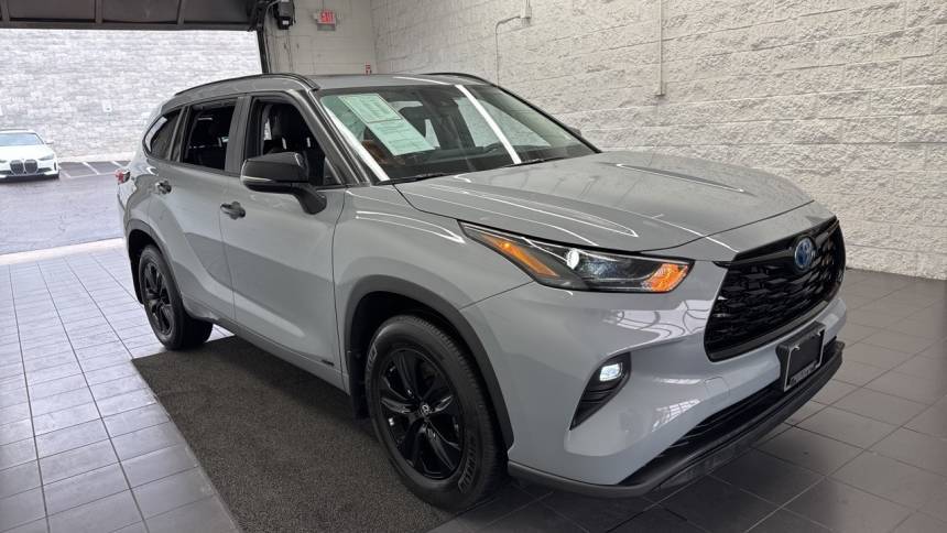 2024 Toyota Highlander Hybrid XLE — SUV — 25,591 mi — Springfield, MO