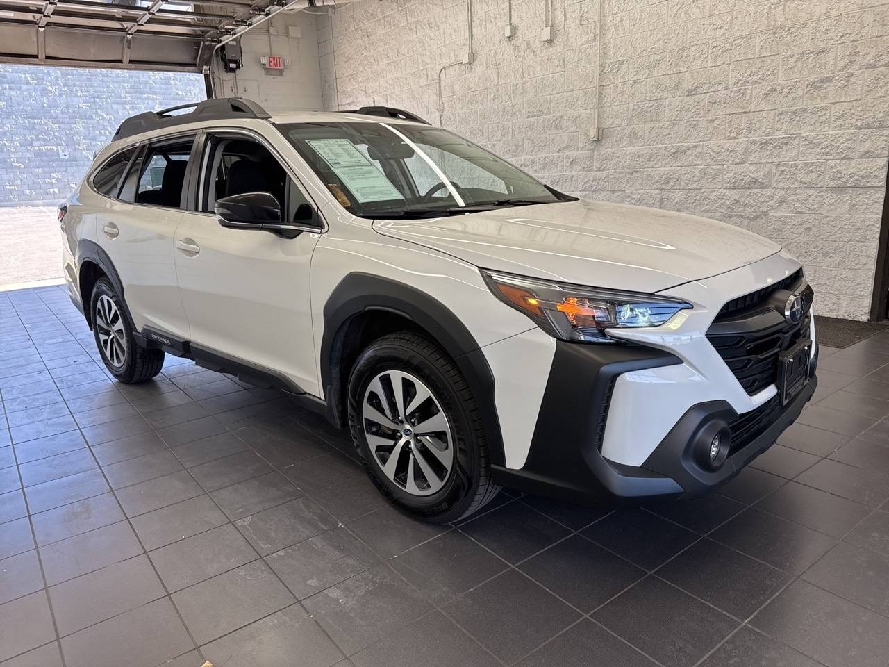 2023 Subaru Outback Premium — SUV — 27,212 mi — Springfield, MO