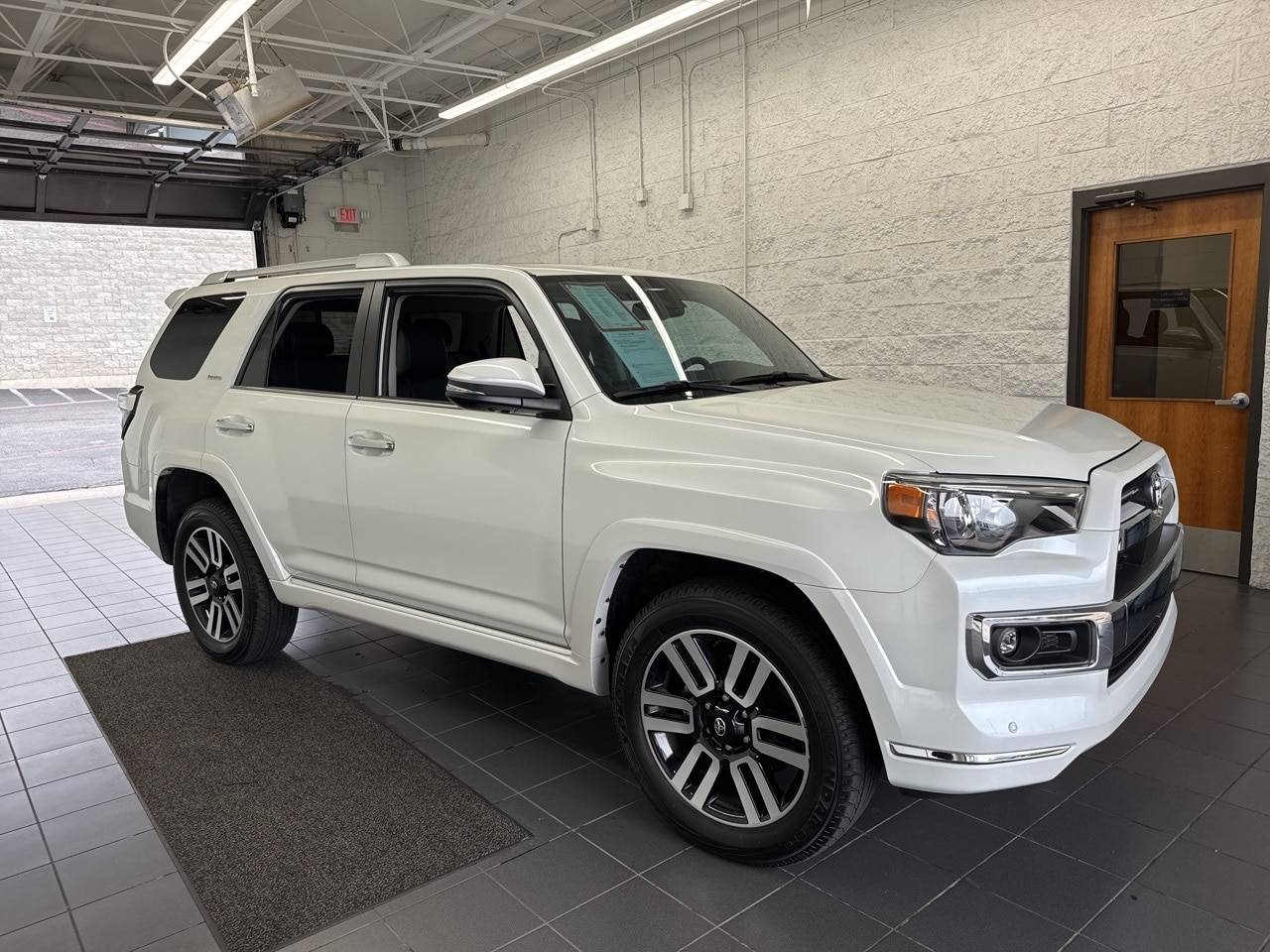 2024 Toyota 4Runner Limited — SUV — 16,818 mi — Springfield, MO