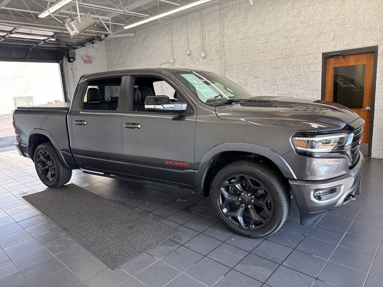 2022 Ram 1500 Limited — Pickup Truck — 19,825 mi — Springfield, MO