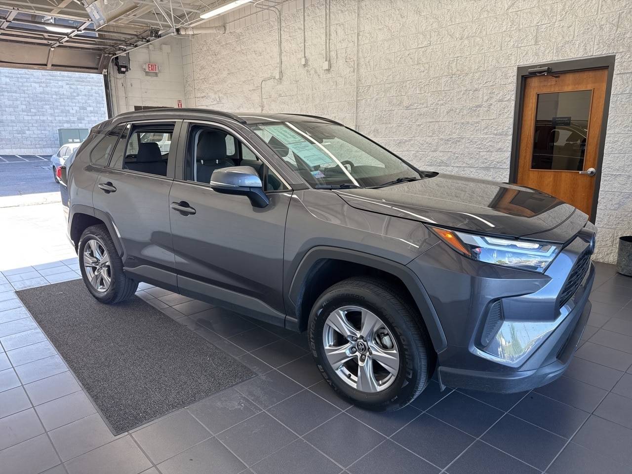 2022 Toyota RAV4 Hybrid XLE — SUV — 45,178 mi — Springfield, MO