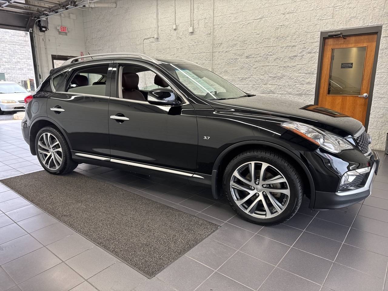 2016 INFINITI QX50 Standard — SUV — 79,900 mi — Springfield, MO