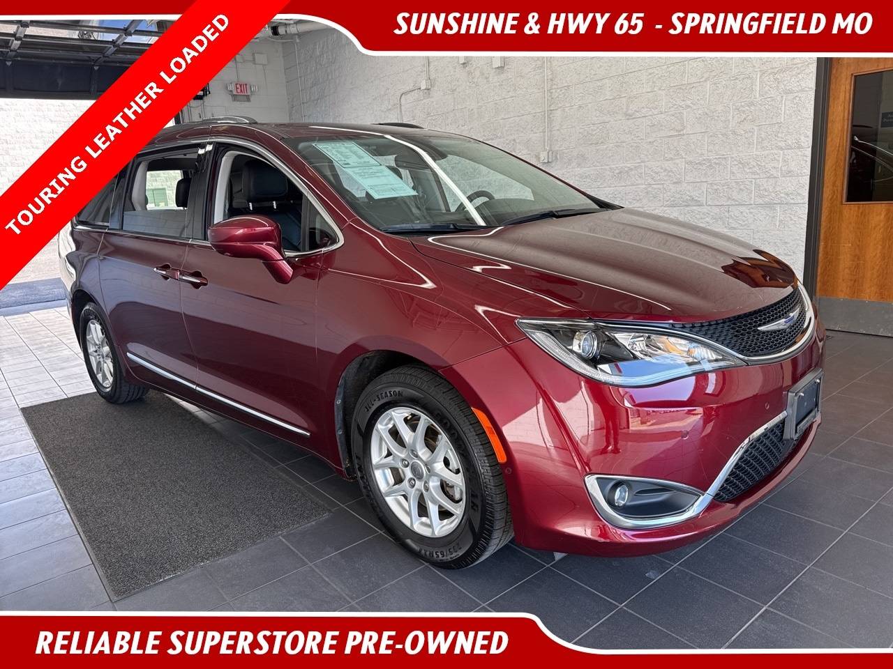 2020 Chrysler Pacifica Touring L — Minivan — 71,065 mi — Springfield, MO