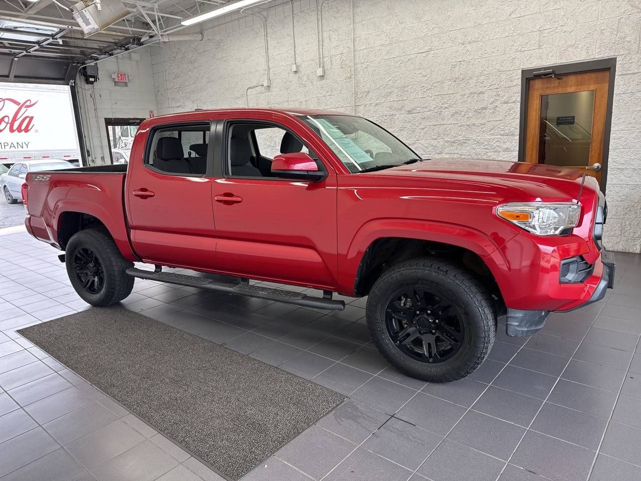 2021 Toyota Tacoma SR — Pickup Truck — 48,152 mi — Springfield, MO