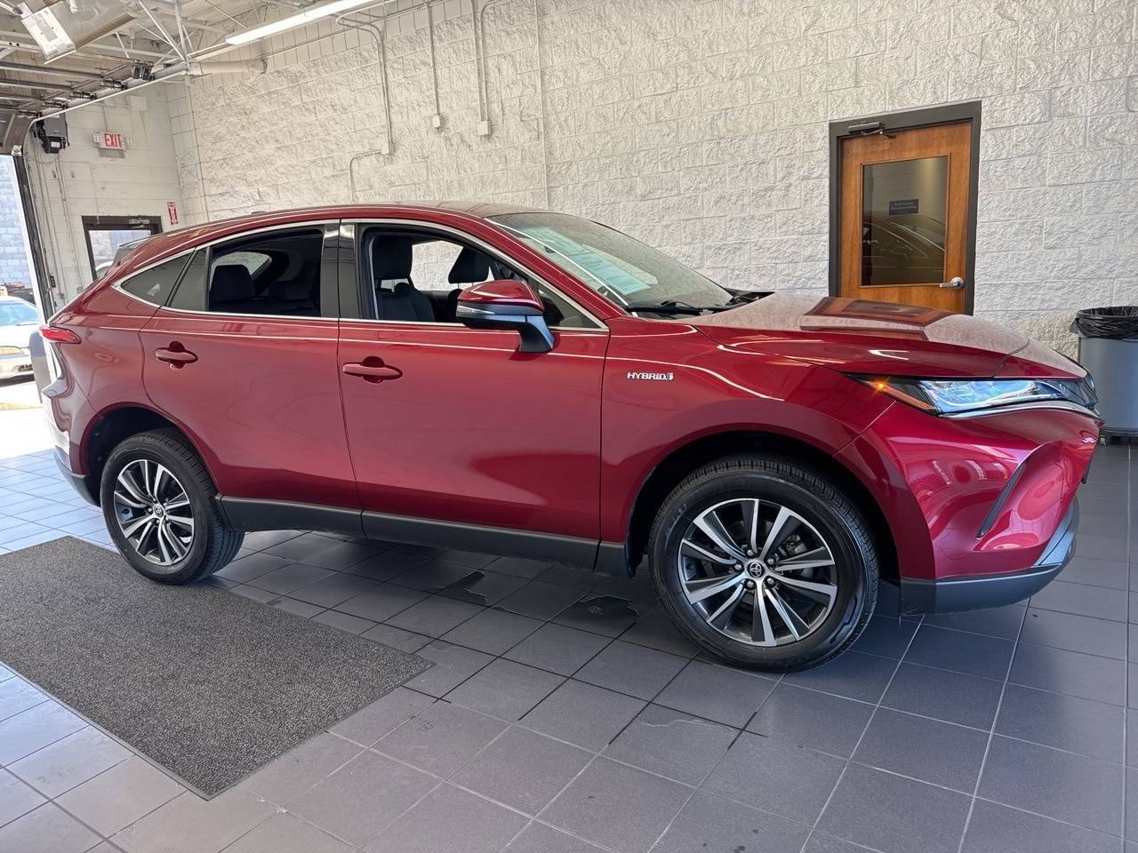 2021 Toyota Venza LE — SUV — 76,836 mi — Springfield, MO