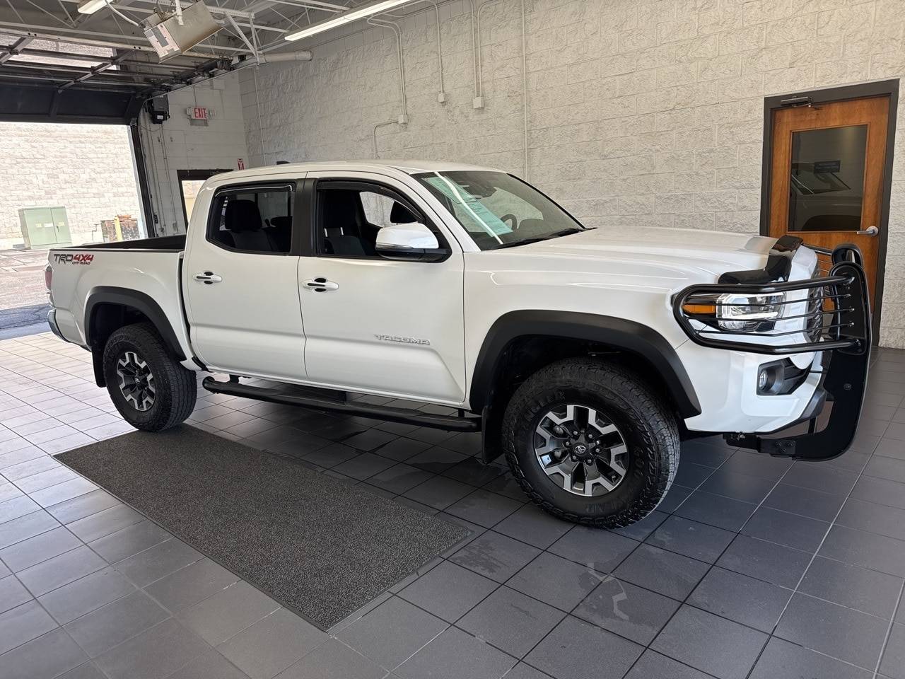 2023 Toyota Tacoma TRD Off Road — Pickup Truck — 6,174 mi — Springfield, MO