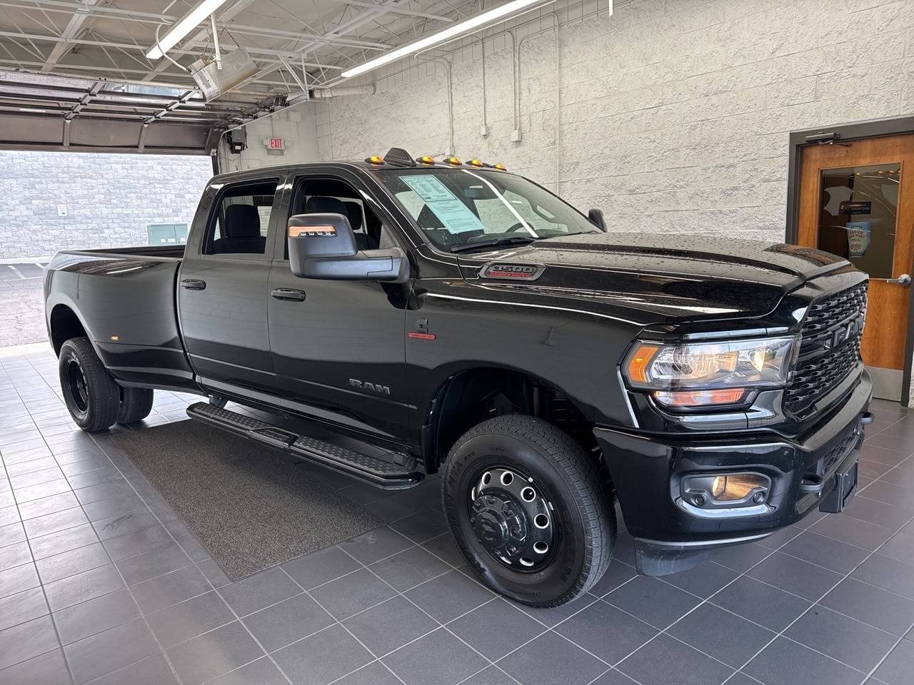 2024 Ram 3500 Big Horn — Pickup Truck — 3,021 mi — Springfield, MO