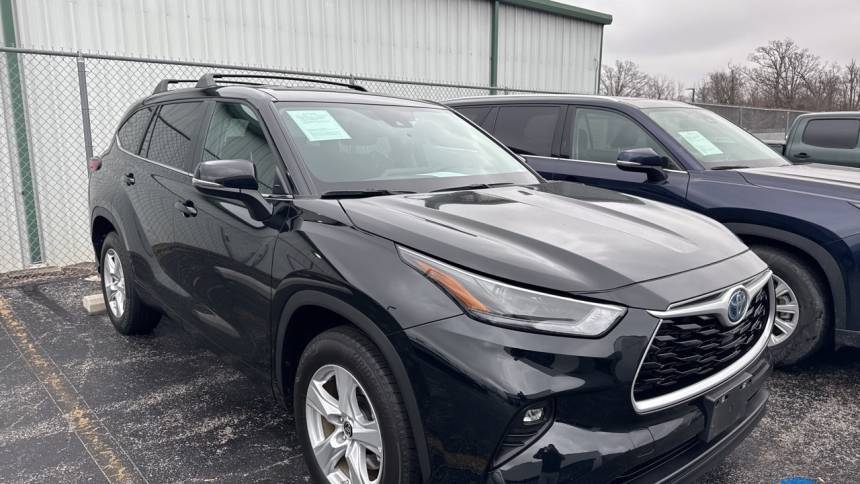 2023 Toyota Highlander Hybrid LE — SUV — 12,930 mi — Springfield, MO