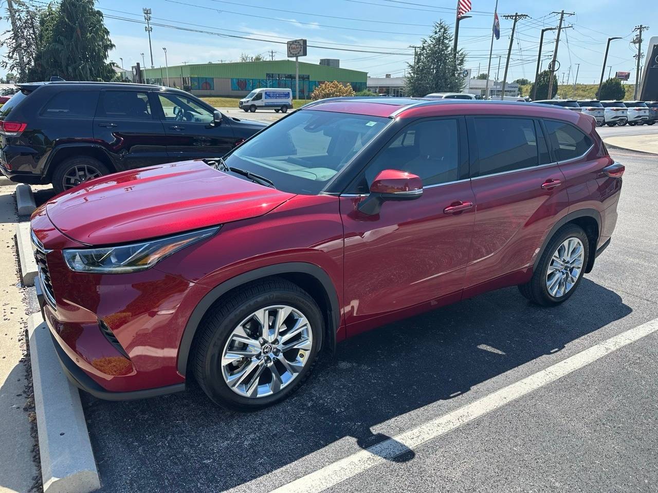 2022 Toyota Highlander Limited — SUV — 56,130 mi — Springfield, MO