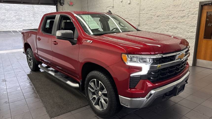 2024 Chevrolet Silverado 1500 LT — Pickup Truck — 10,958 mi — Springfield, MO