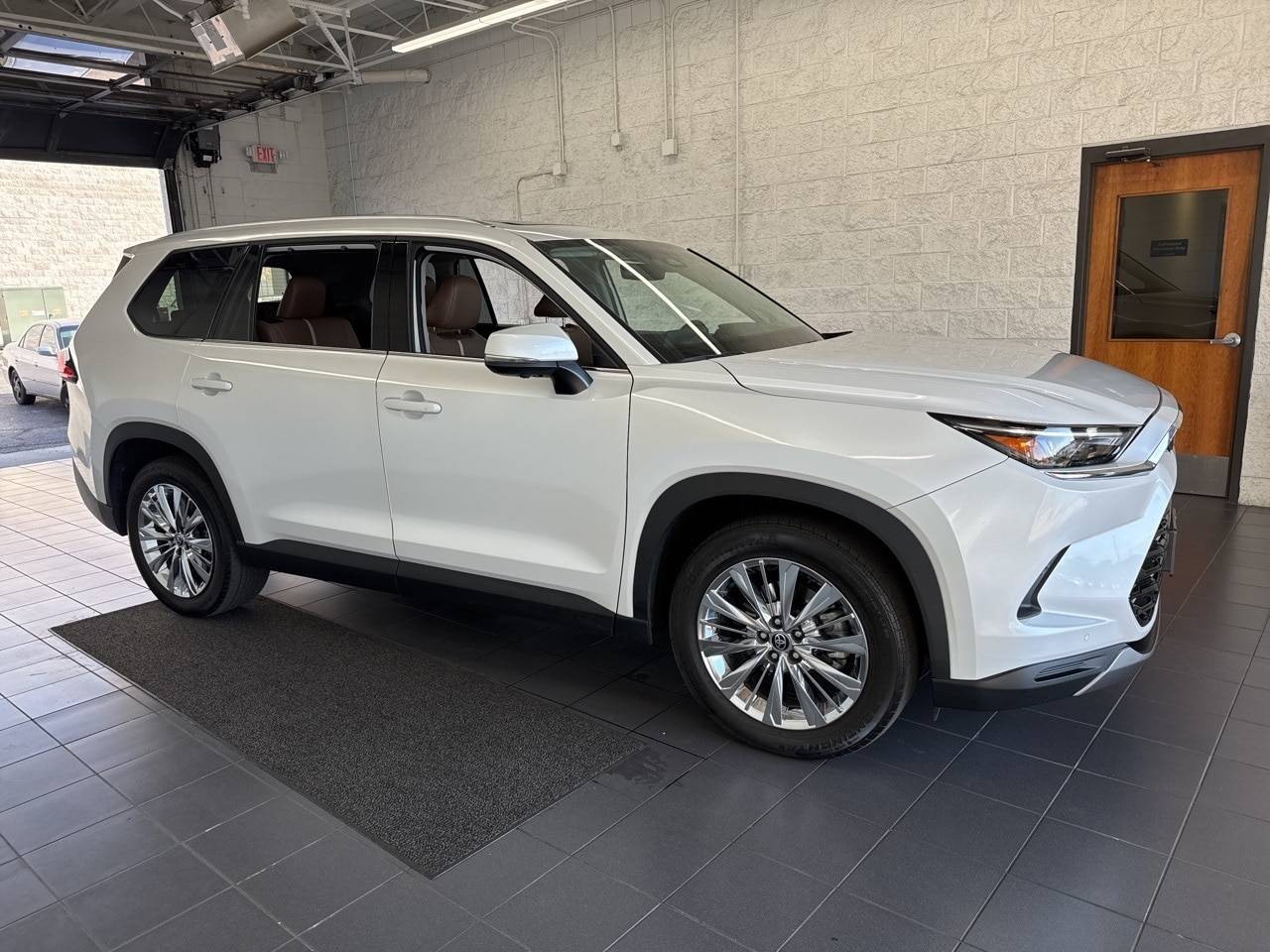 2024 Toyota Grand Highlander Platinum — SUV — 37,320 mi — Springfield, MO