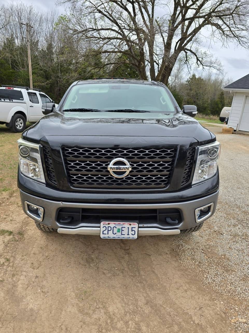 2017 Nissan Titan PRO-4X — Pickup Truck — 88,308 mi — Springfield, MO