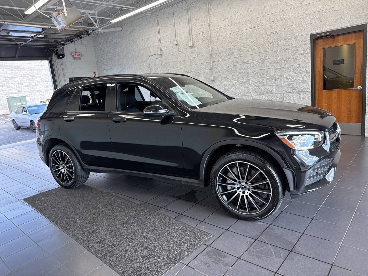 2022 Mercedes-Benz GLC GLC 300 — SUV — 62,118 mi — Springfield, MO