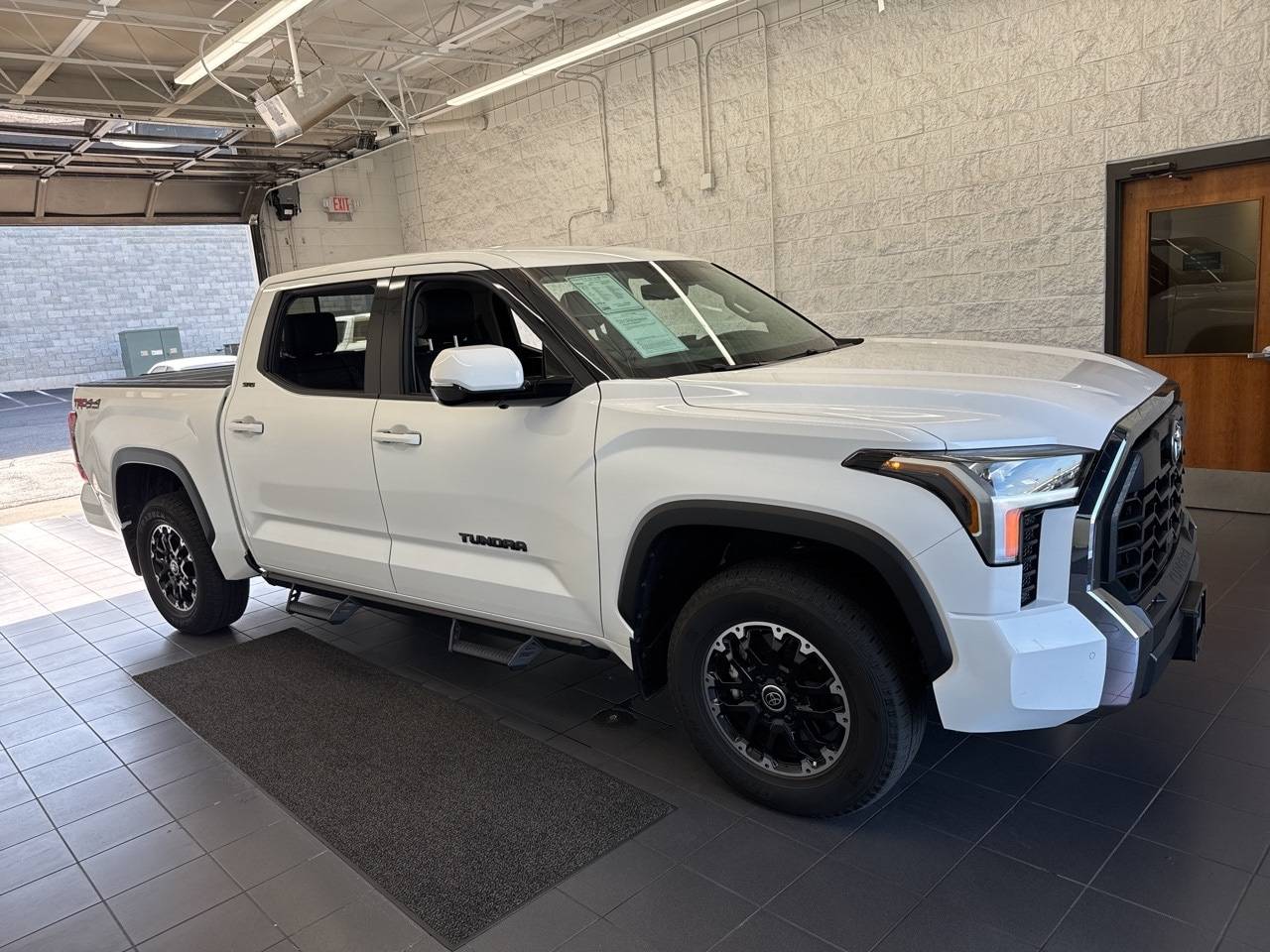 2022 Toyota Tundra SR5 — Pickup Truck — 88,994 mi — Springfield, MO