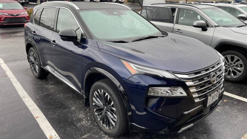 2024 Nissan Rogue Platinum — SUV — 5,111 mi — Springfield, MO