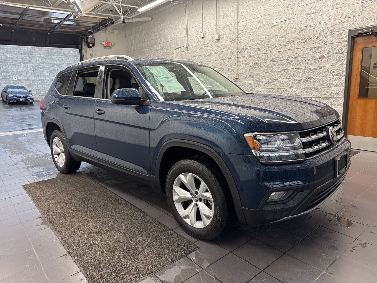 2019 Volkswagen Atlas SE with Technology — SUV — 84,769 mi — Springfield, MO
