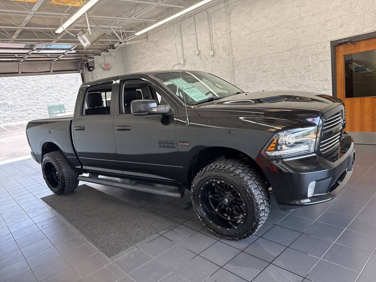 2017 Ram 1500 Sport — Pickup Truck — 85,914 mi — Springfield, MO